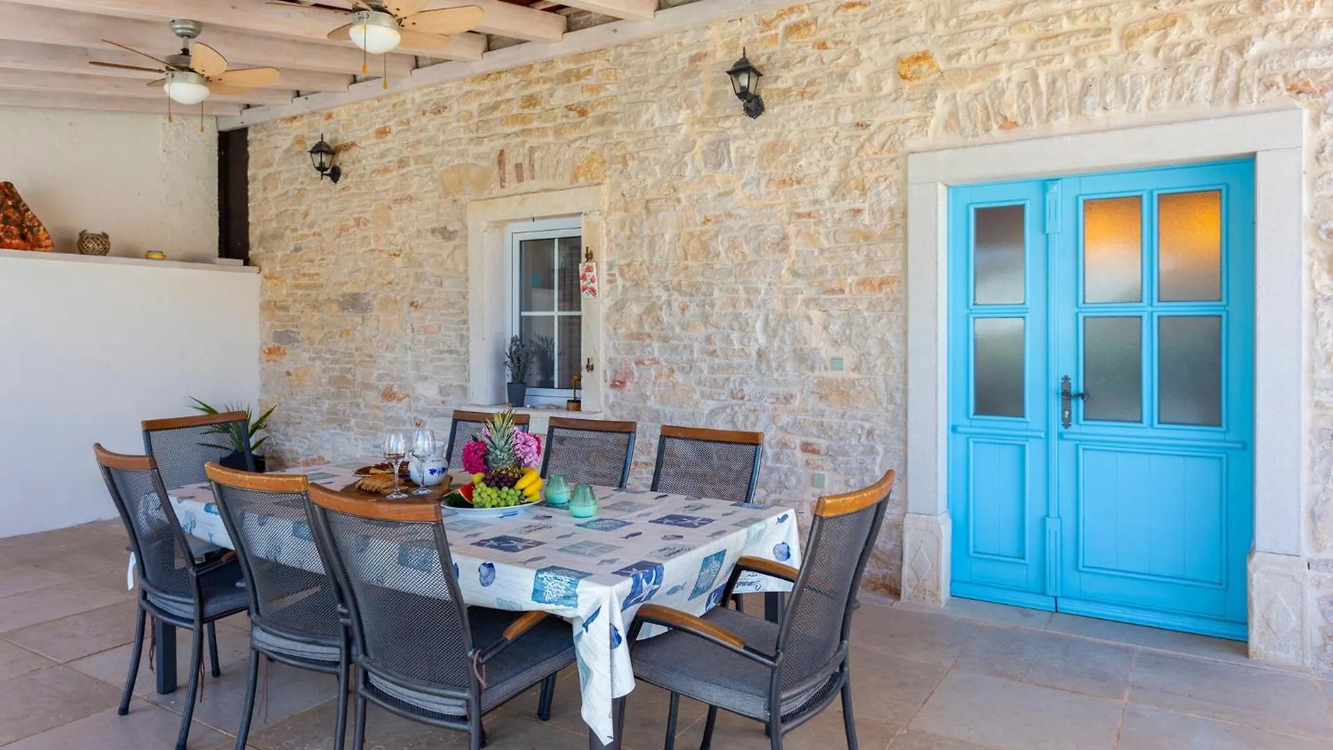 Stunning Home In Liznjan With Kitchen Croatia